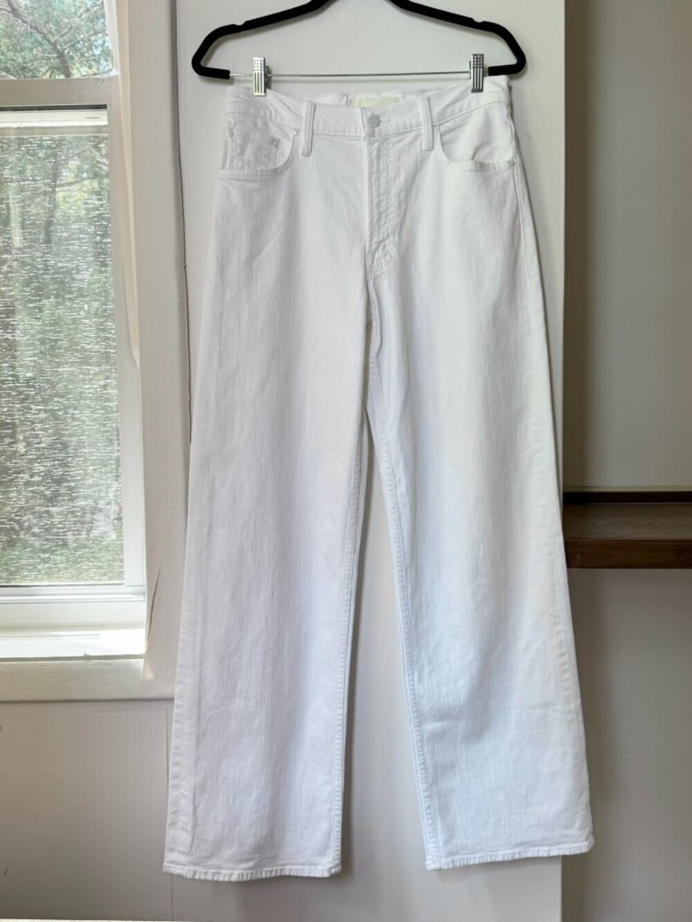 MOTHER Superior The Spinner Sneak Wide-Leg Jeans in Totally Innocent White 28 - Picture 4 of 16